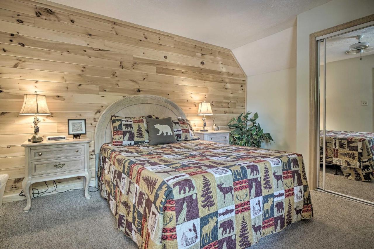 Rustic Pigeon Forge Home With Private Hot Tub! ภายนอก รูปภาพ